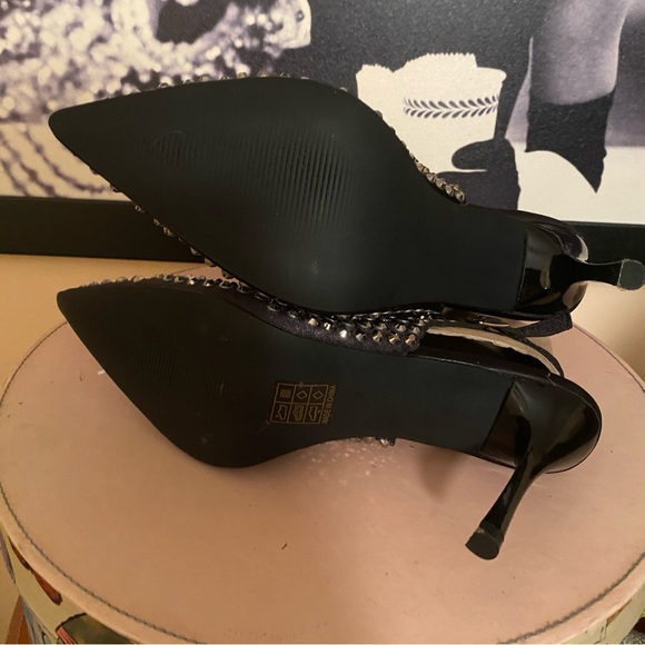 NEW! Metal Accent Heels - Picture 4 of 7